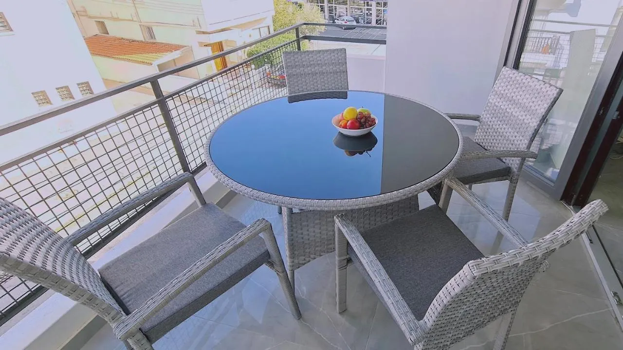 Stay Centro Apartment Larnaca